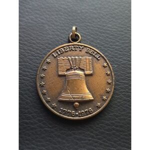 1776-1976 Liberty Bell United States of America Bicentennial‎ Medal Pendant